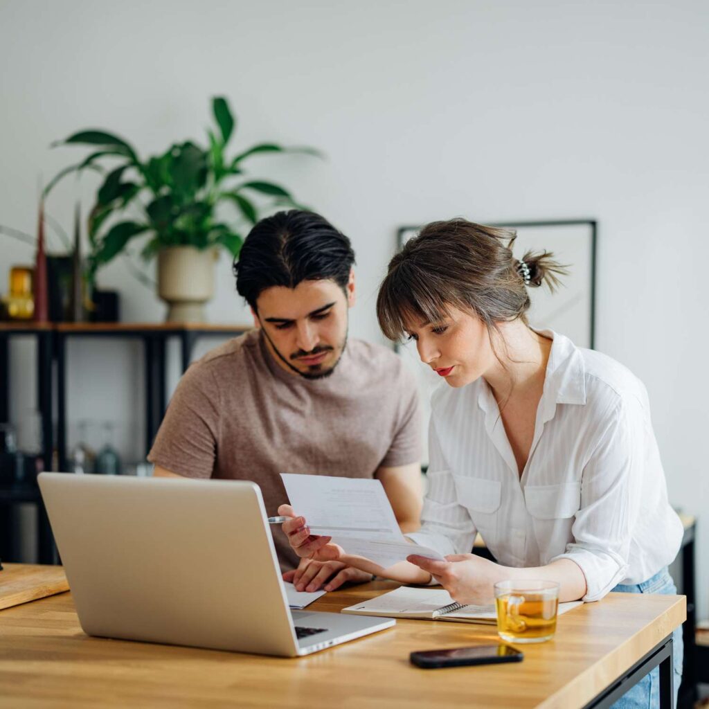 how to split expenses with friends